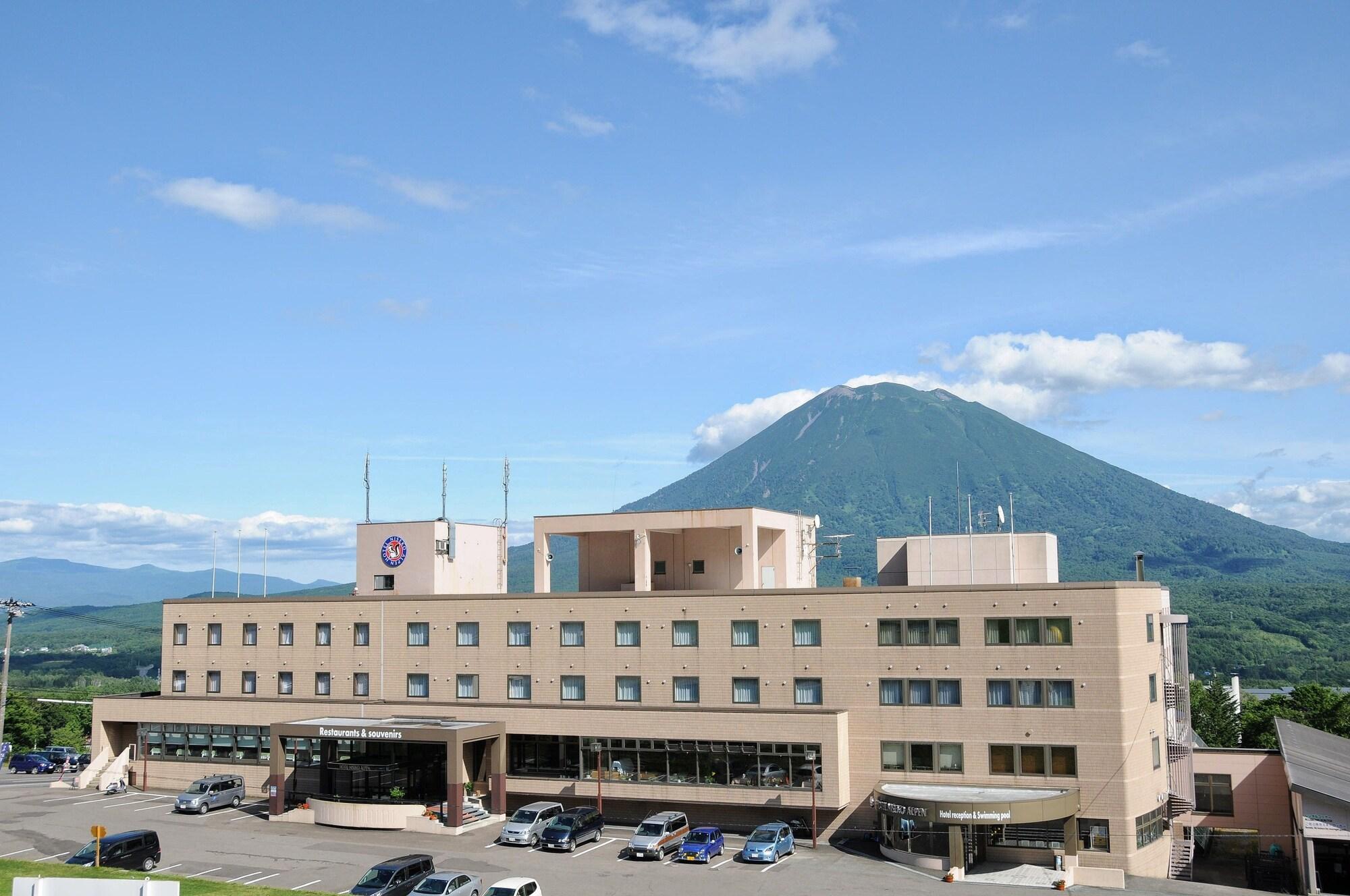 Hotel Niseko Alpen Kutchan Bagian luar foto